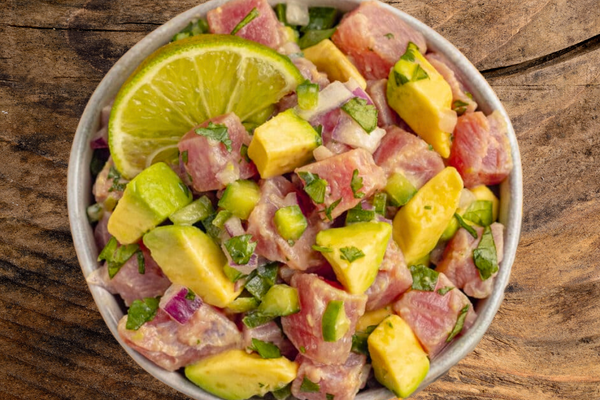 Receta: Ceviche de Atún Rojo con Palta, Toques Cítricos y Asiáticos