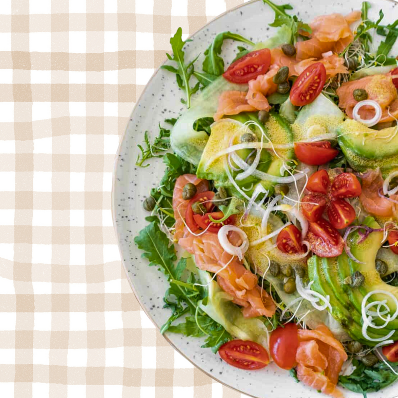 Receta: Ensalada de Palta, Salmon Ahumado y Tomates Cherry