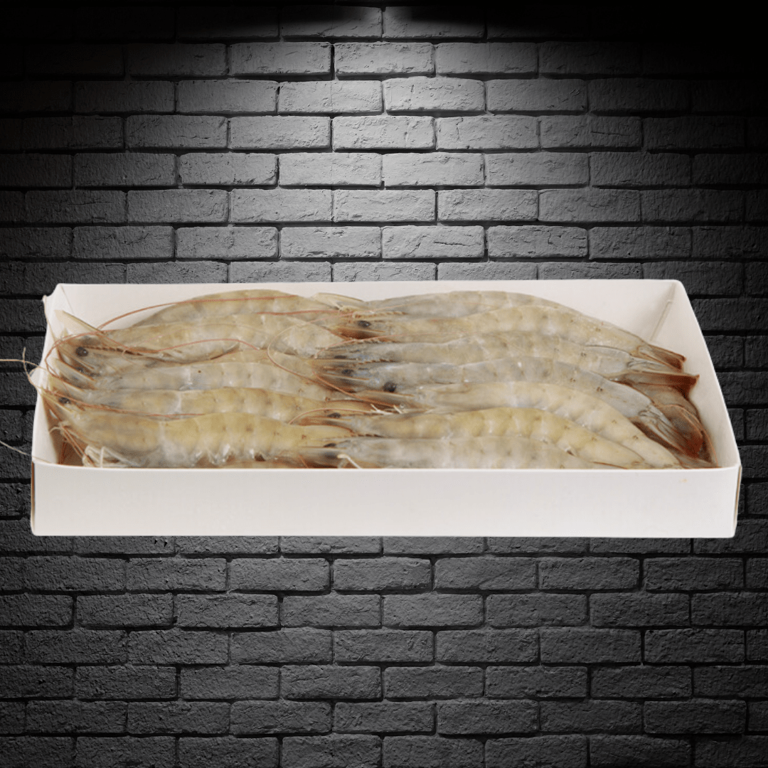 Camarones crudos enteros en caja blanca