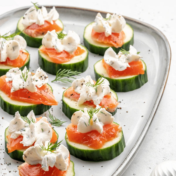 canapes de zapallitos italianos con recorte de trucha ahumada al frio
