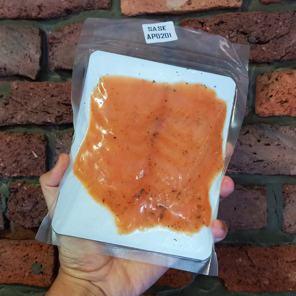 Salmón Carpaccio Ahumado al Frio con Eneldo 120g