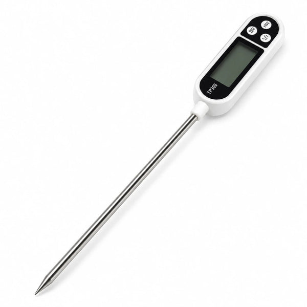 Termómetro digital de cocina con sonda de acero sobre fondo blanco